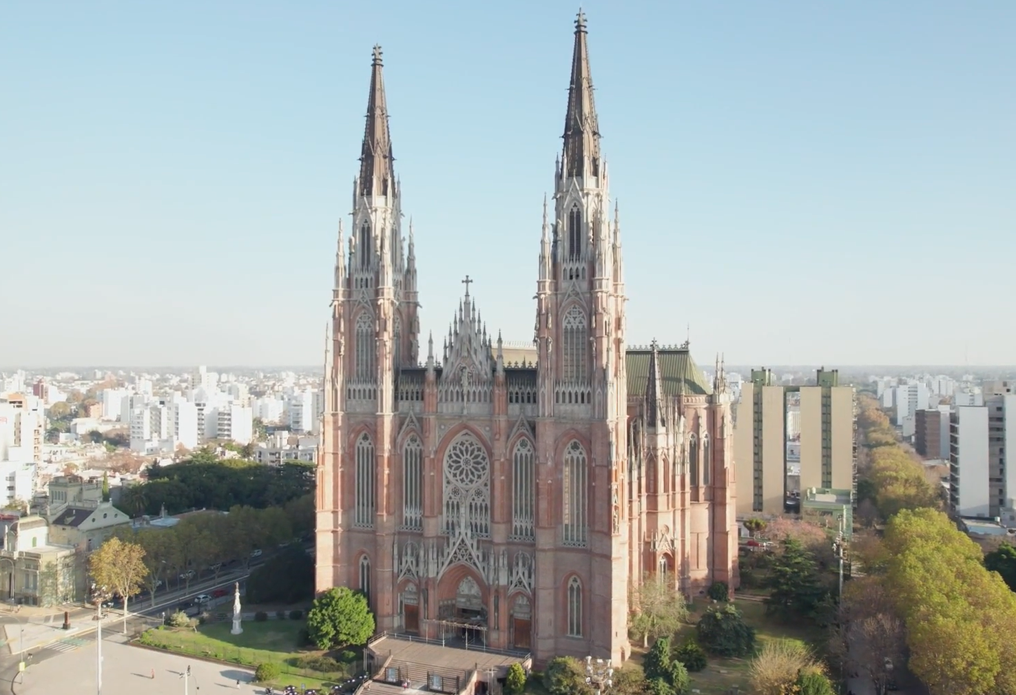 Catedral de La Plata: visitas guiadas en vacaciones de invierno 2025