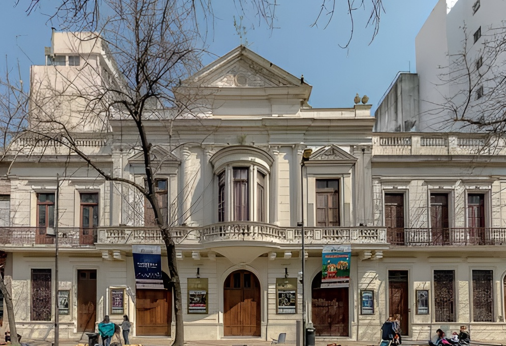 Coliseo Podestá de La Plata. Cartelera en vacaciones de invierno