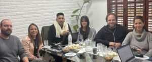 Dos empresas platenses se unen para desarrollar soluciones innovadoras en movilidad y logística inteligente