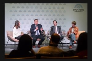 Debaten en Diputados cómo proteger a las infancias frente al uso problemático de las plataformas digitales