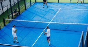 Pádel: el boom que conquista a los argentinos y enciende una alerta por las lesiones